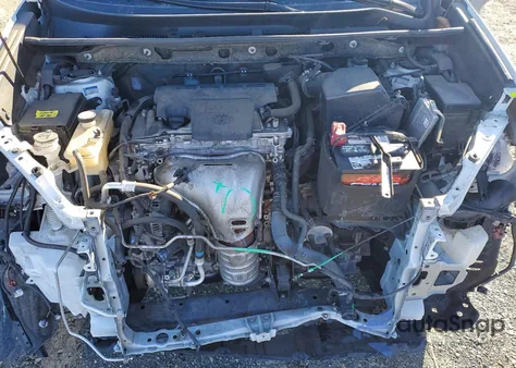 2018 Toyota Rav4 Le z USA, uszkodzony, nr VIN JTMBFREV0JJ181497